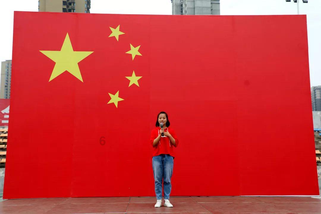 为什么男生喜欢惹喜欢自己的女孩子生气？游戏画面